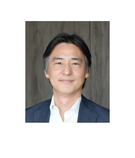 東京弁護士会所属　弁護士 ​鈴木 謙吾