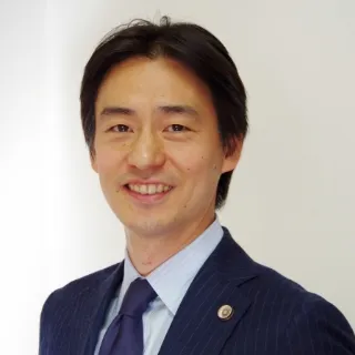 弁護士 鈴木 謙吾